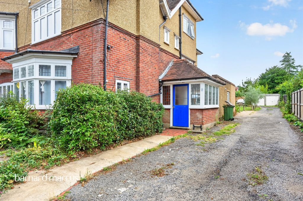 Property photo 1 of 15