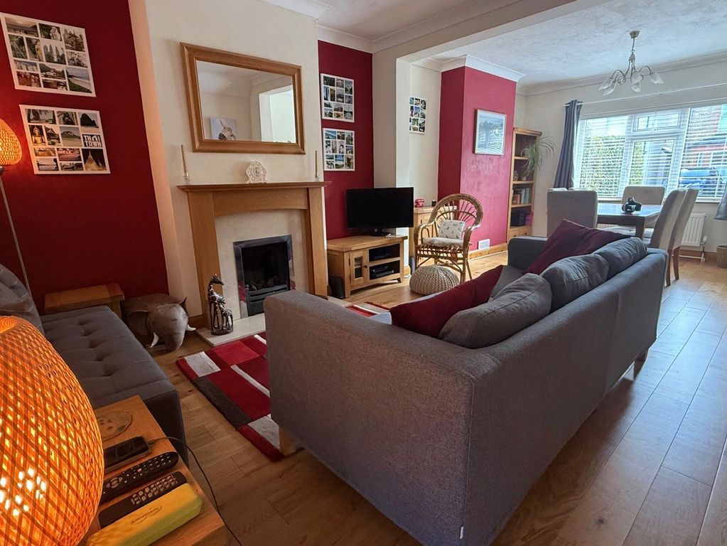 Property photo 3 of 13 Picture No. 14