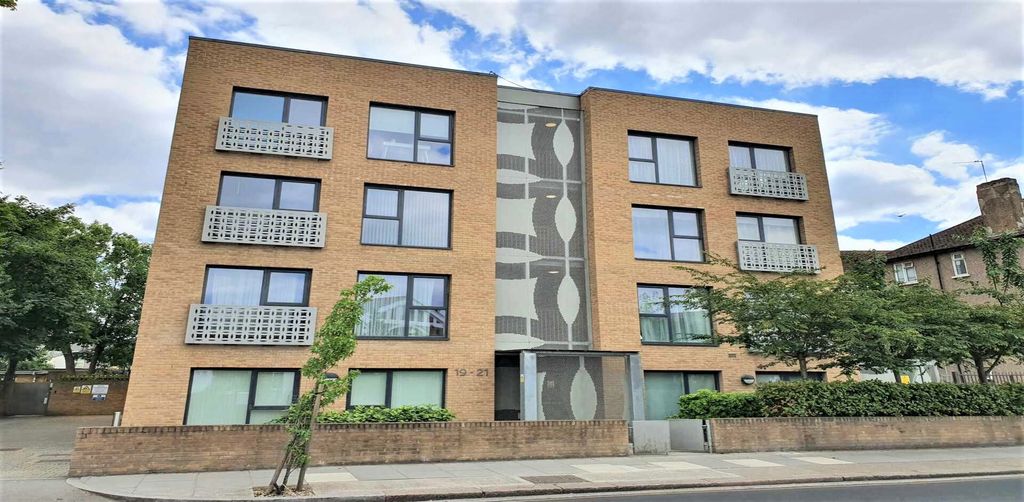 Property photo 1 of 6