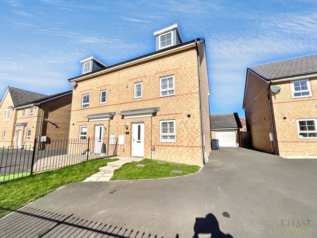 Property photo 1 of 23