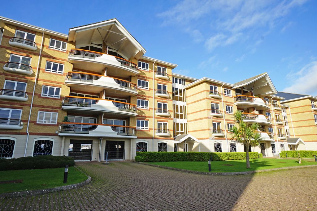 Property photo 1 of 29 Dsc00255