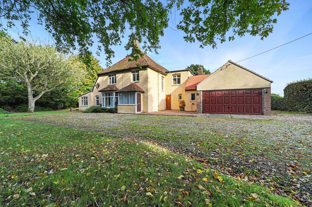 Property photo 1 of 26