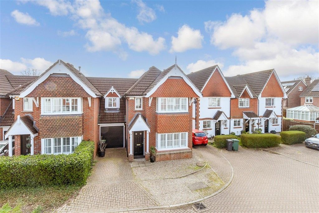 Property photo 2 of 12 External Web