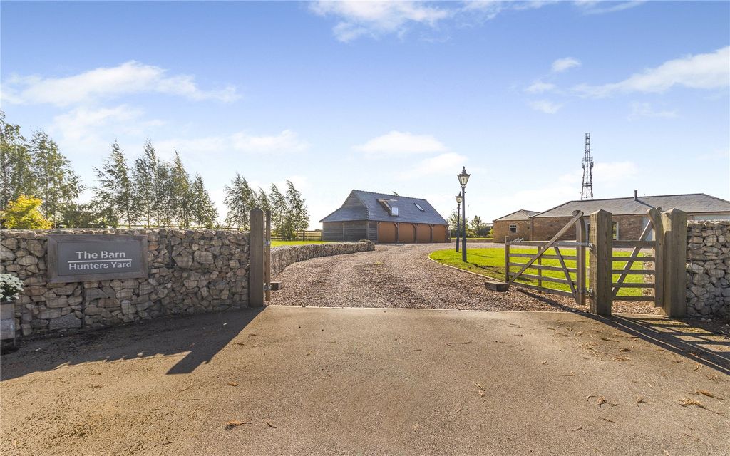 Property photo 1 of 21 The Barn