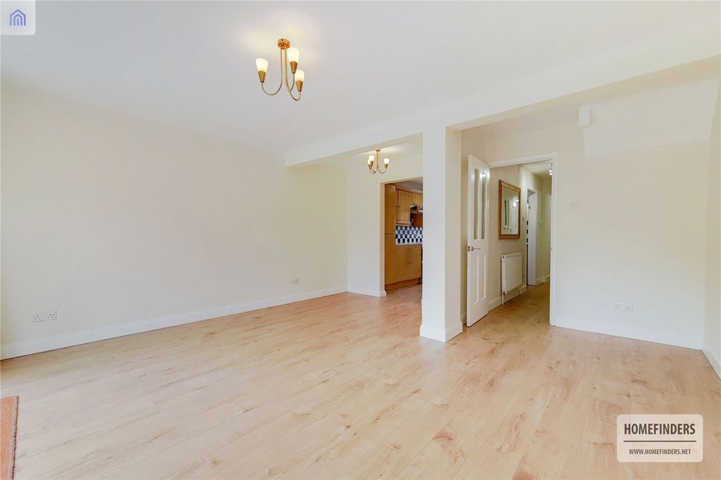 Property photo 3 of 13 Picture No. 12