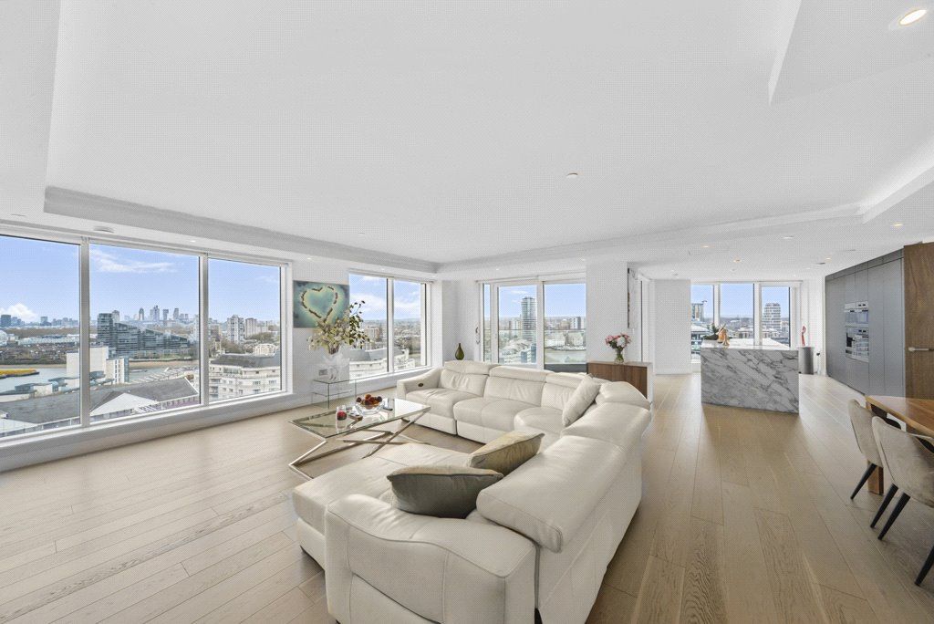 Property photo 2 of 24 Picture No. 42