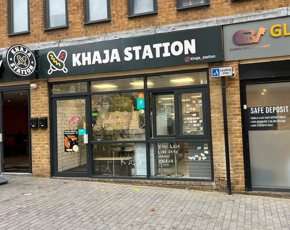 Property photo 1 of 7 Uniteashfordtakeawayunit.Jpg