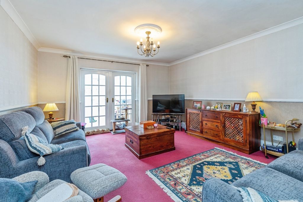 Property photo 2 of 13 Pbox-Img.Jpg