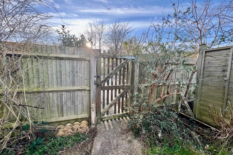 Property photo 2 of 10 Photo 3