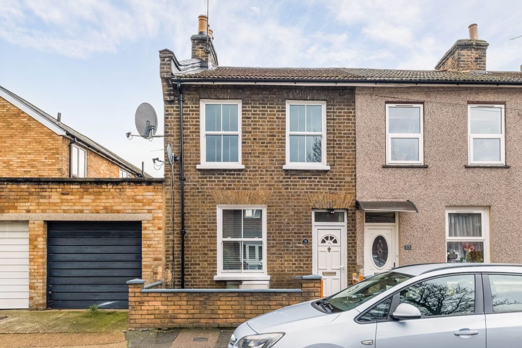 Property photo 2 of 16 Exterior