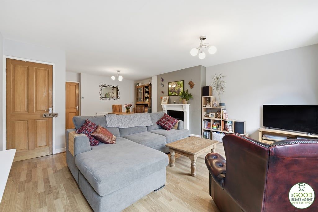 Property photo 1 of 22