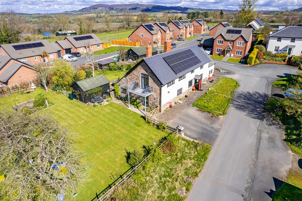 Property photo 1 of 54