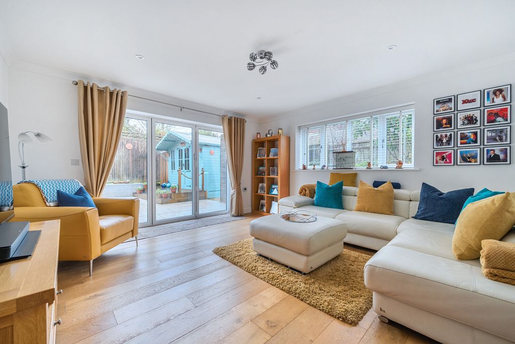 Property photo 2 of 30 Picture No. 30