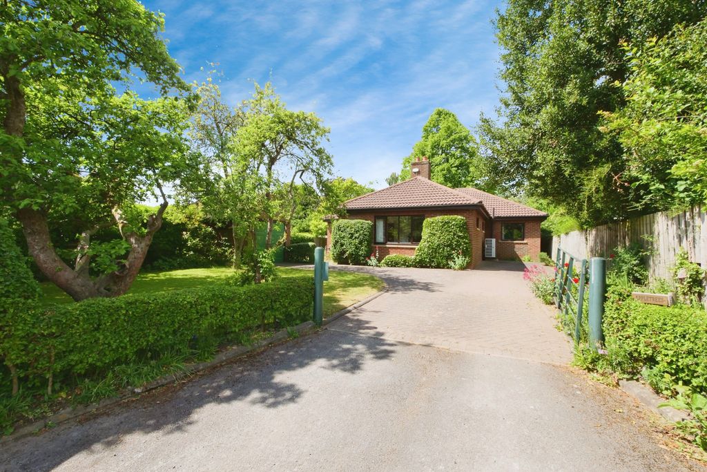 Property photo 1 of 20 Pnmb0600