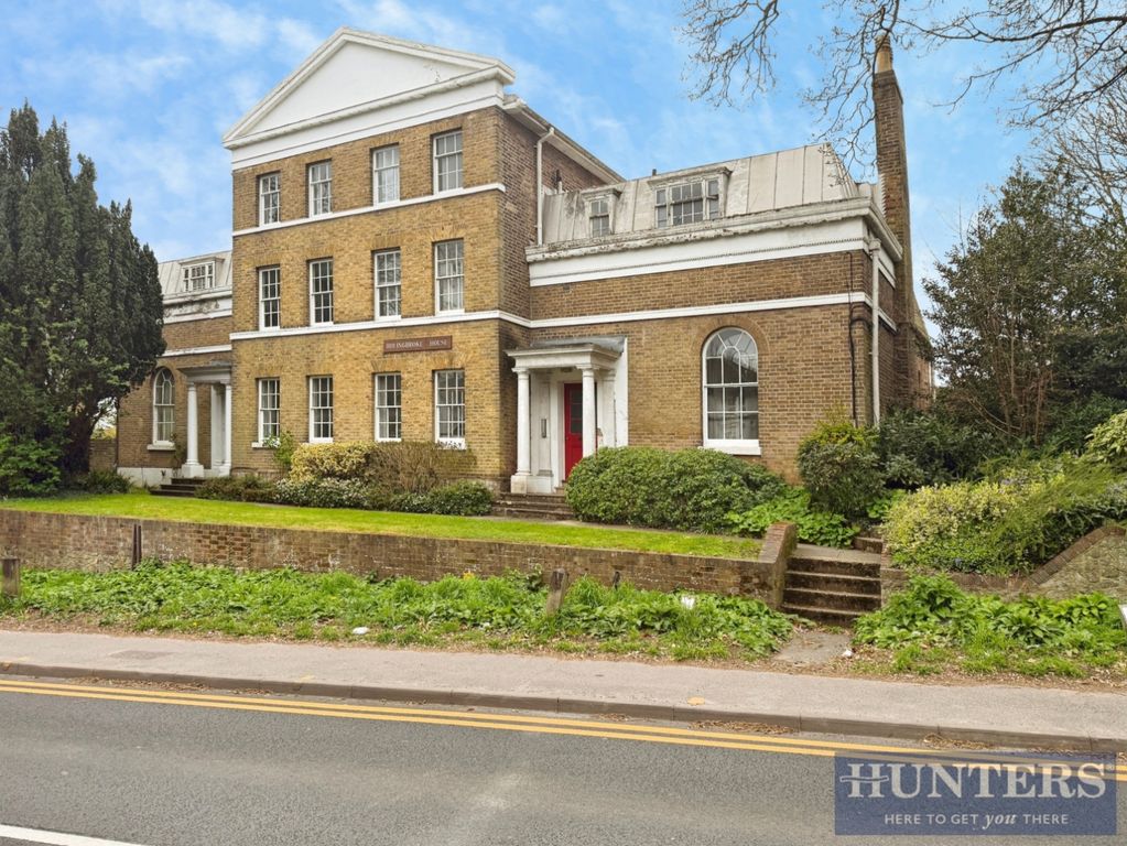 Property photo 1 of 15 Pbox-Img.Jpeg