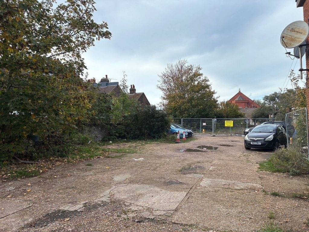 Property photo 2 of 11 Picture No. 11