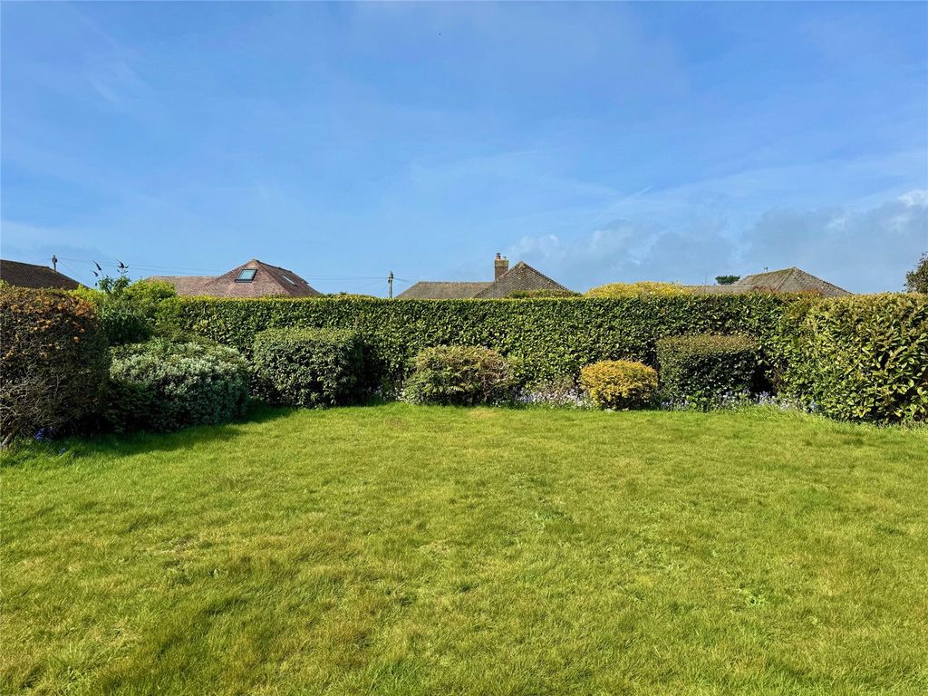 Property photo 2 of 12 Picture No. 02