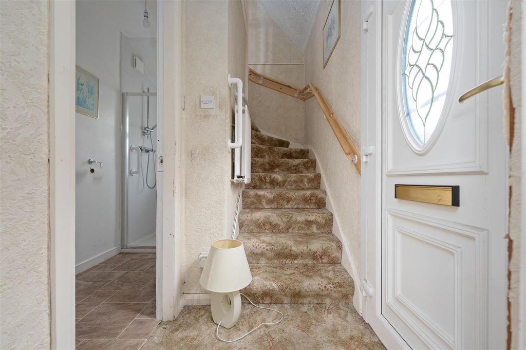 Property photo 2 of 21 102Castlandhillroad003.Jpg