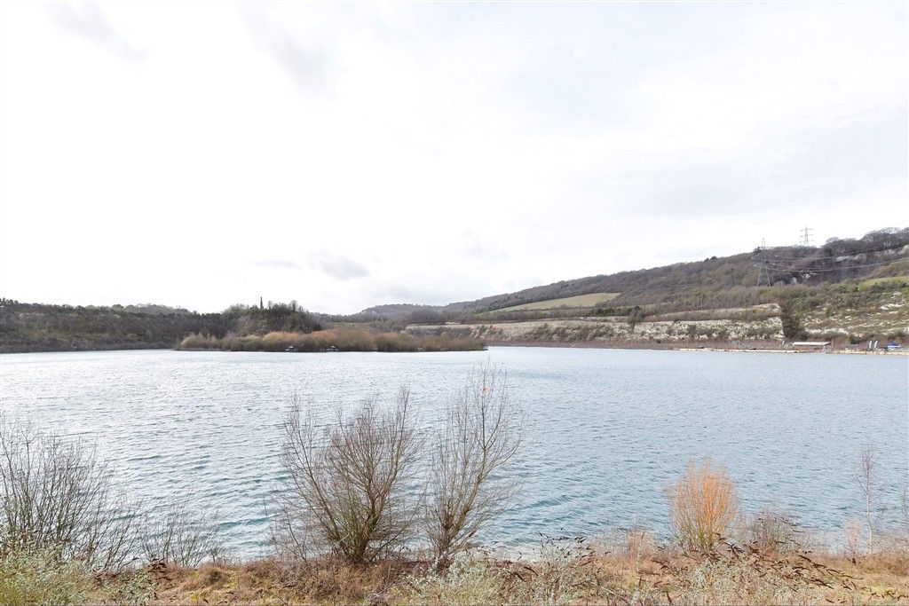 Property photo 2 of 14 Surrounding Area