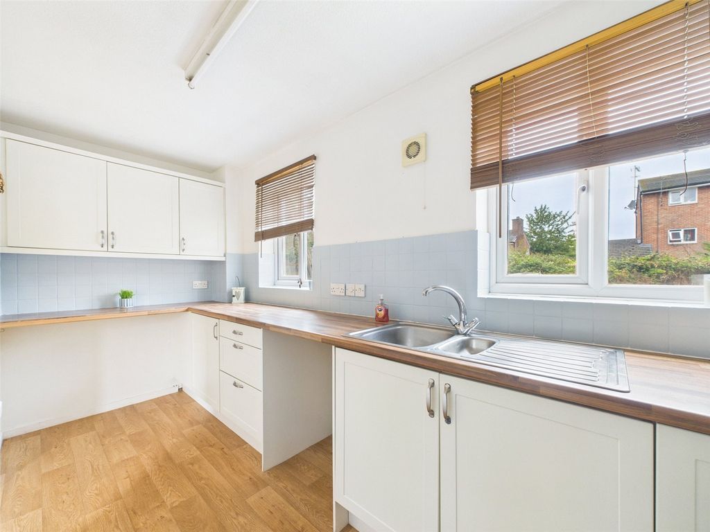 Property photo 2 of 12 Picture No. 22