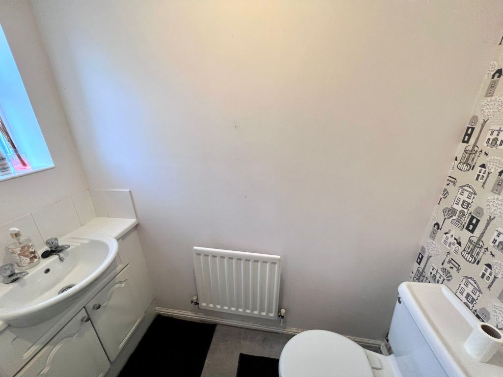 Property photo 3 of 8