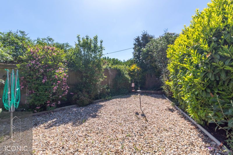 Property photo 2 of 12 Photo 11