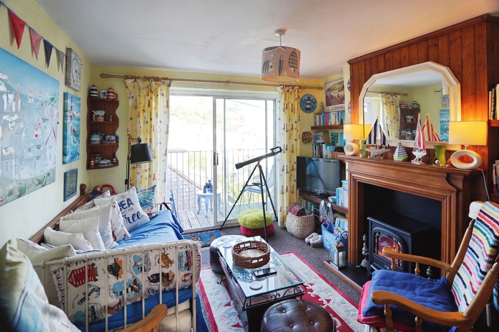 Property photo 2 of 27 Pbox-Img.Jpg