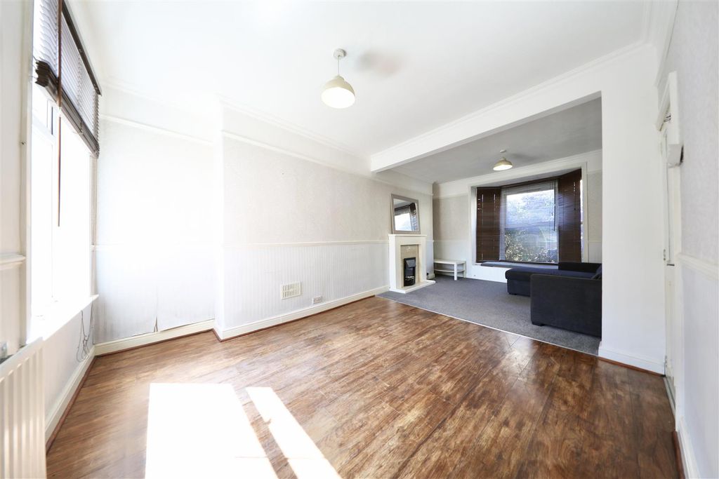 Property photo 3 of 16 0A9A9059.Jpg