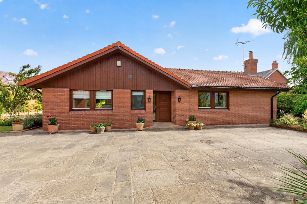 Property photo 1 of 22