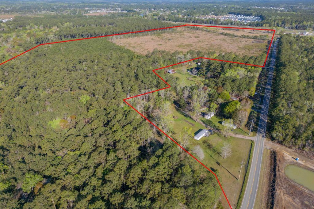 Property photo 1 of 9