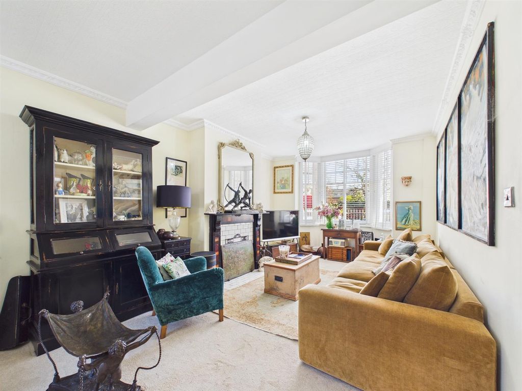 Property photo 2 of 17 Living Room