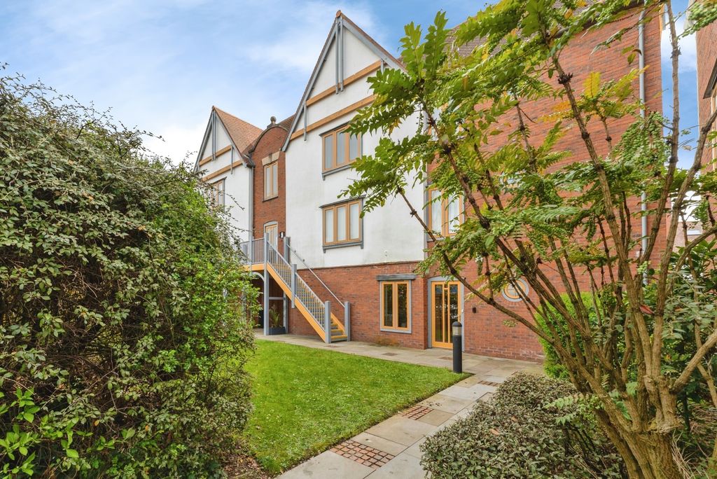 Property photo 1 of 17 Pbox-Img.Jpg