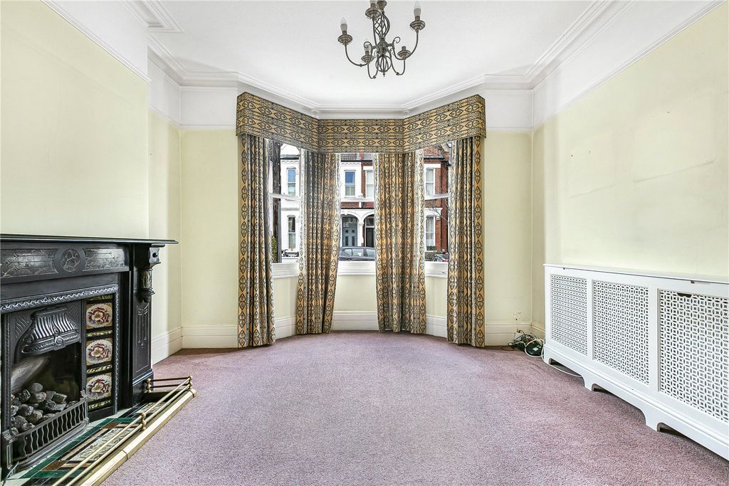 Property photo 2 of 17 Reception Room
