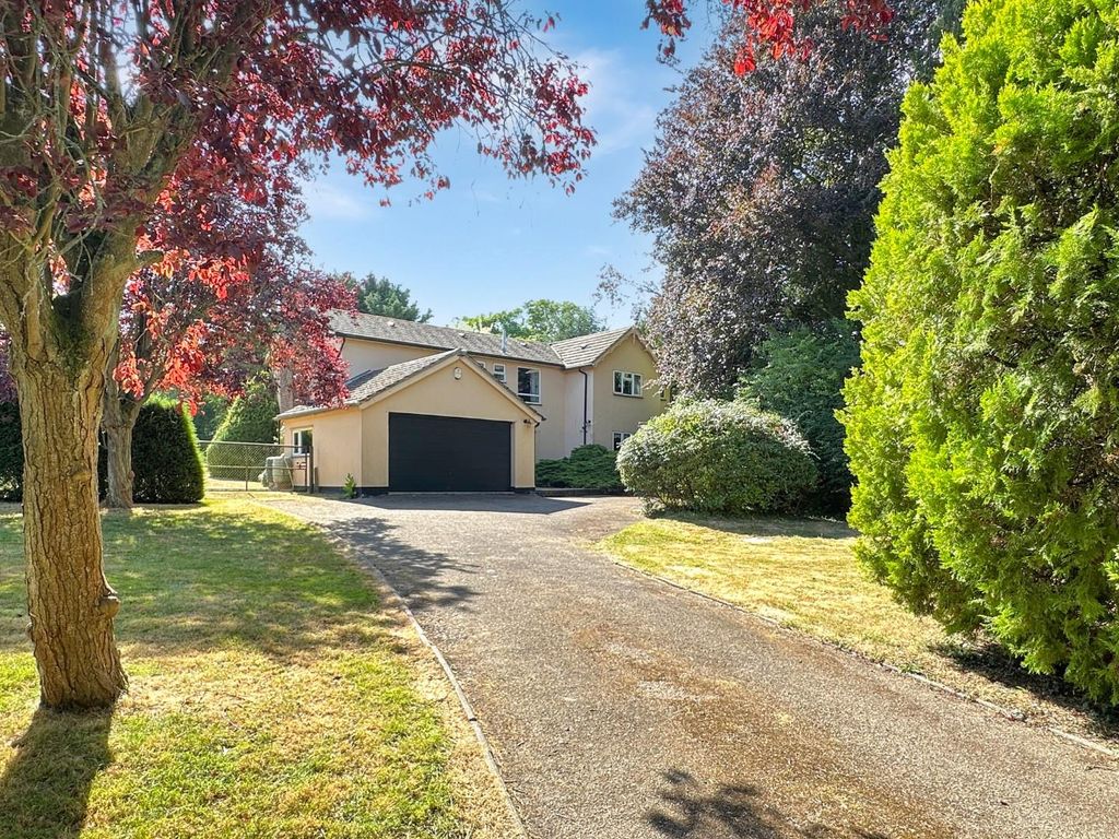 Property photo 1 of 34 Img (23).Jpg