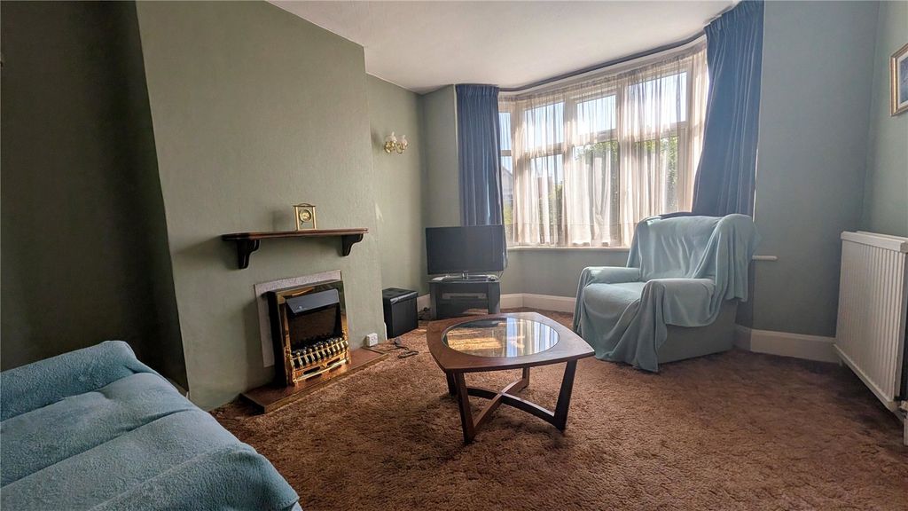 Property photo 2 of 16 Picture No. 26