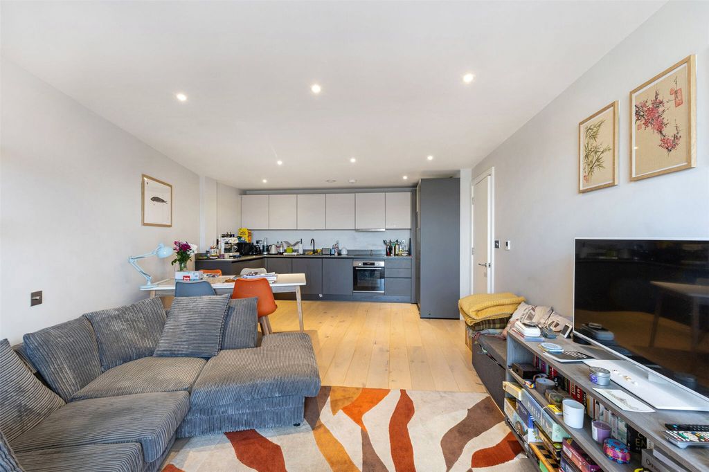 Property photo 3 of 17 Picture No. 08