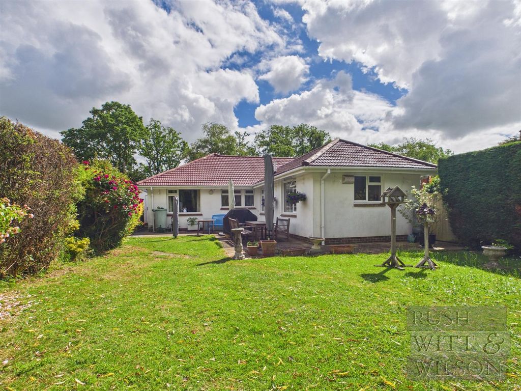 Property photo 2 of 29