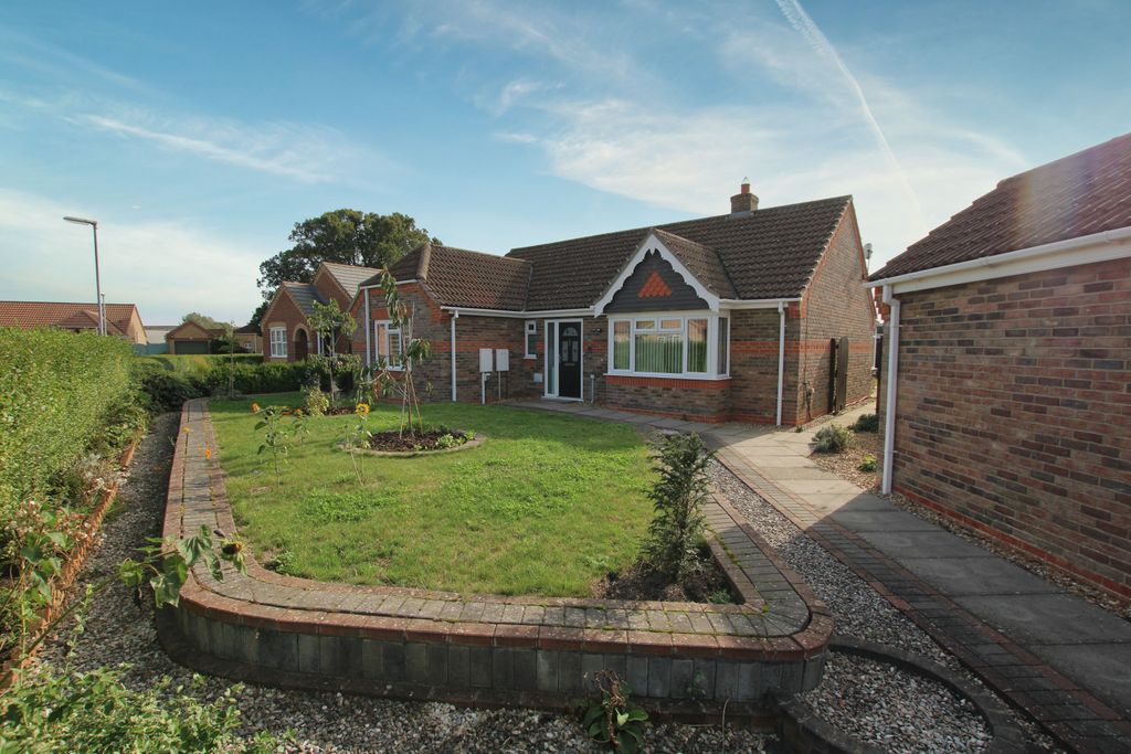Property photo 1 of 21