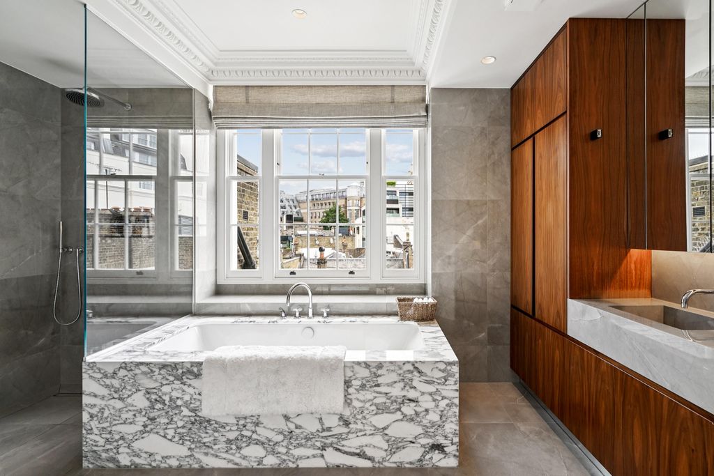 Additional image 15 of 7 bed detached house to rentWilton Crescent, London SW1X