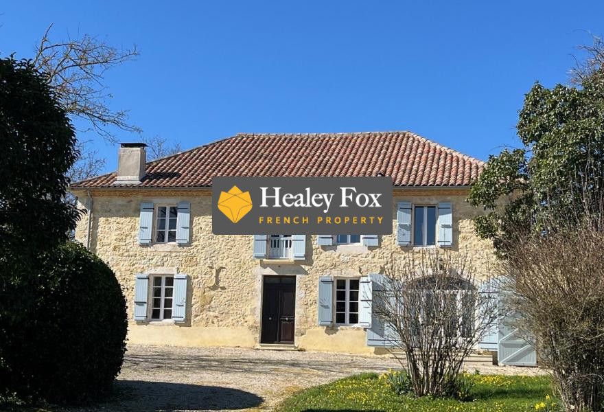 Property photo 2 of 48