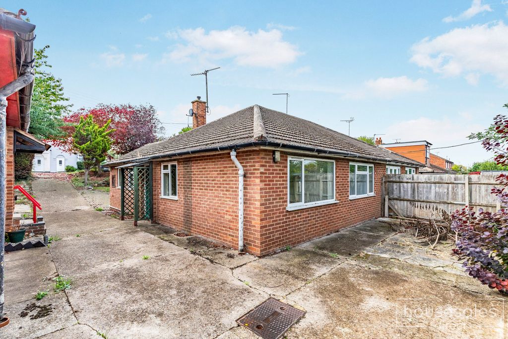 Property photo 2 of 14