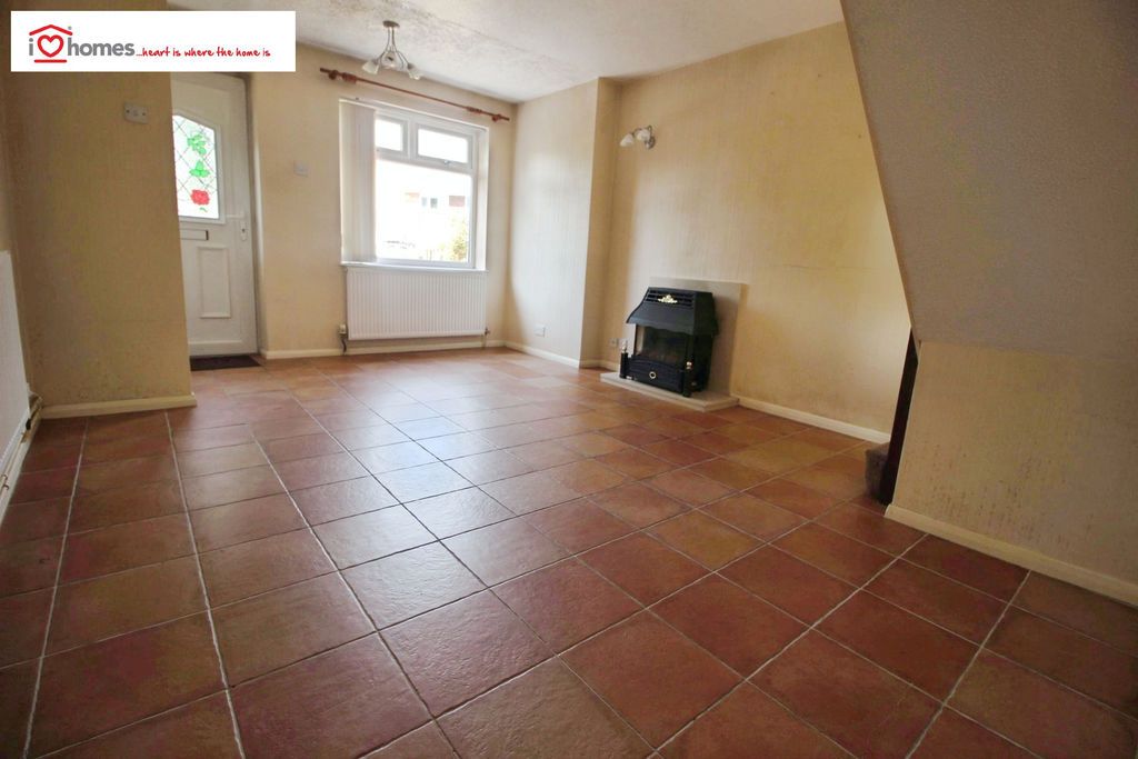 Property photo 3 of 12 Photo 2