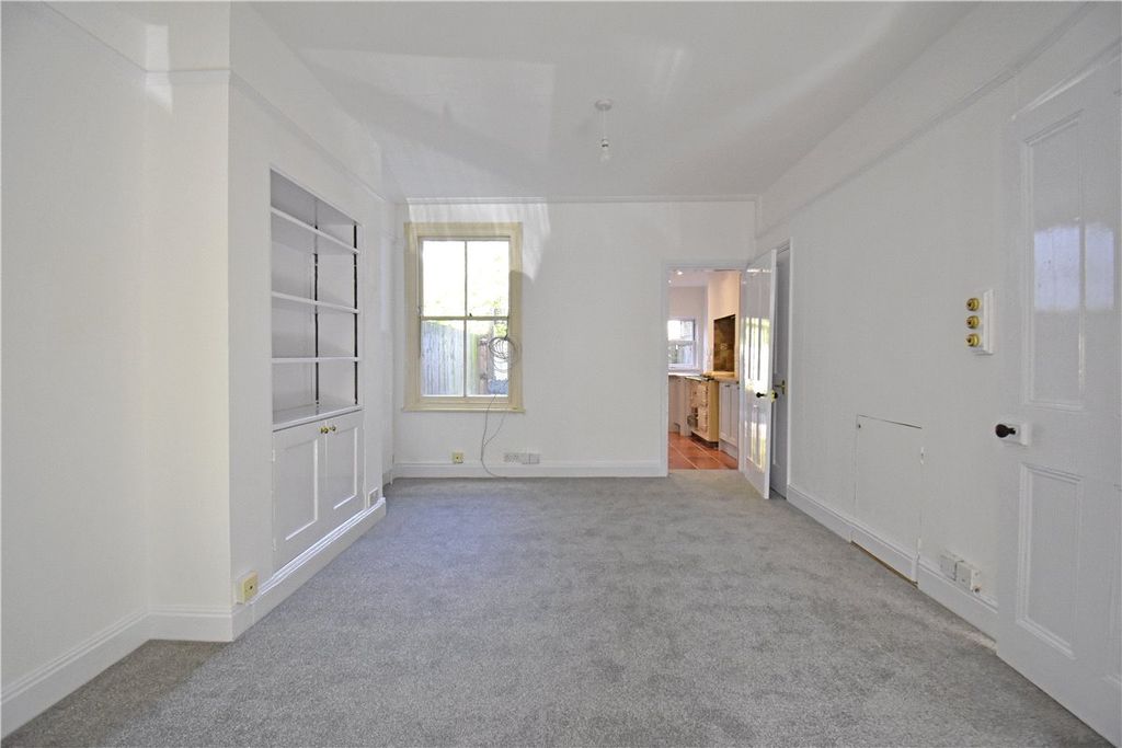 Property photo 3 of 11 Picture No. 11