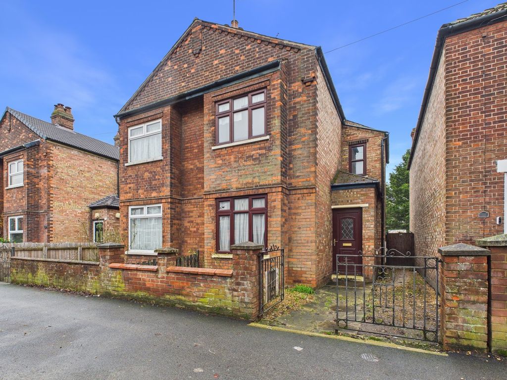 Property photo 1 of 9