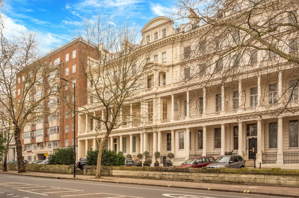 Property photo 2 of 20