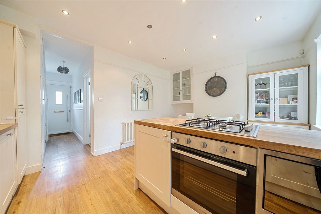 Property photo 3 of 15 Picture No. 08