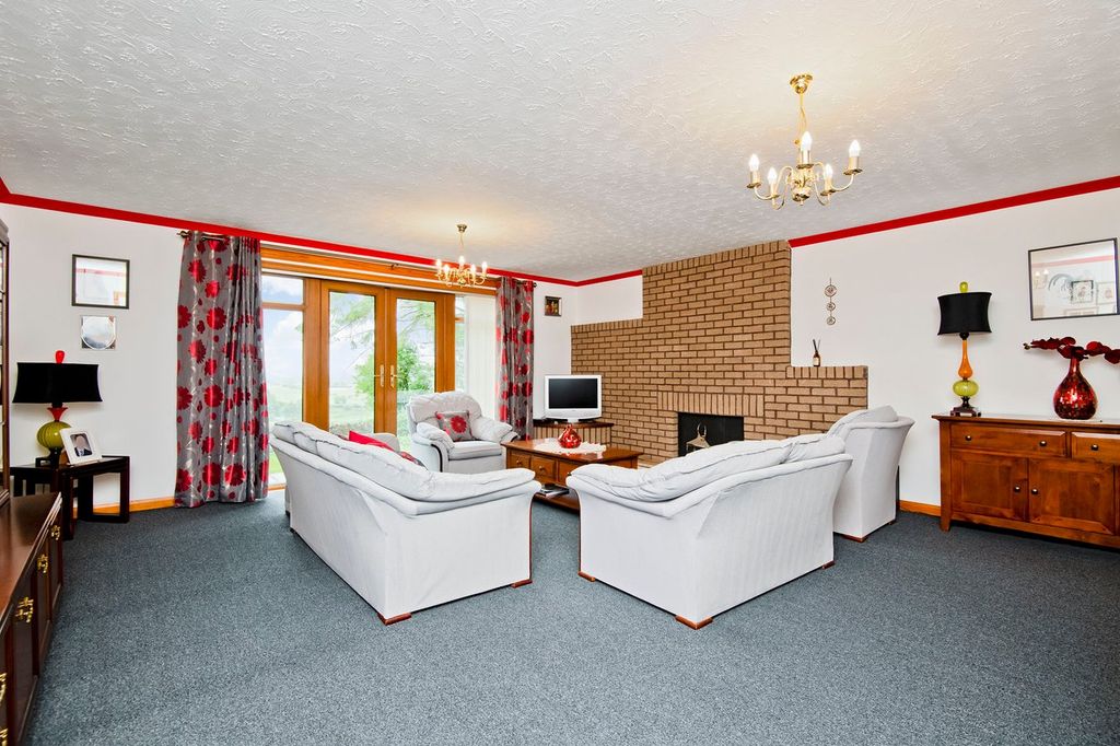 Property photo 3 of 30