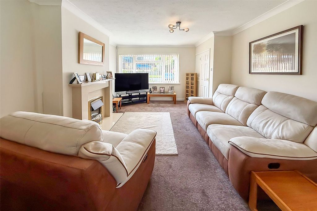 Property photo 3 of 17 Picture No. 07