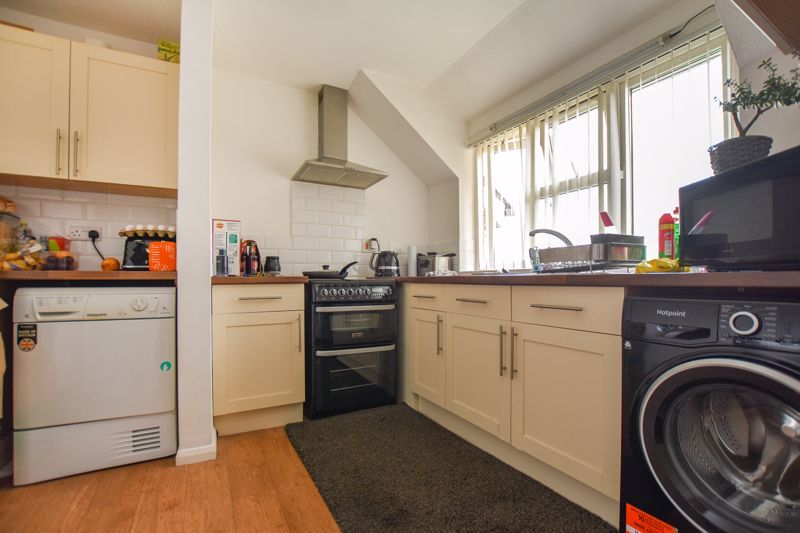 Property photo 2 of 7 Photo 1