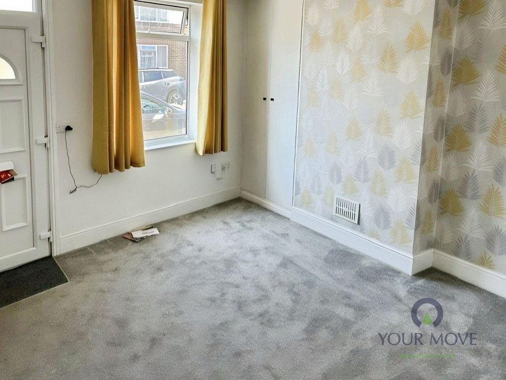 Property photo 2 of 10 Lounge